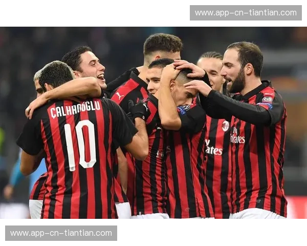 红黑德比夜，激情与荣耀的赞歌：AC米兰vs都灵，一场不容错过的绿茵盛宴